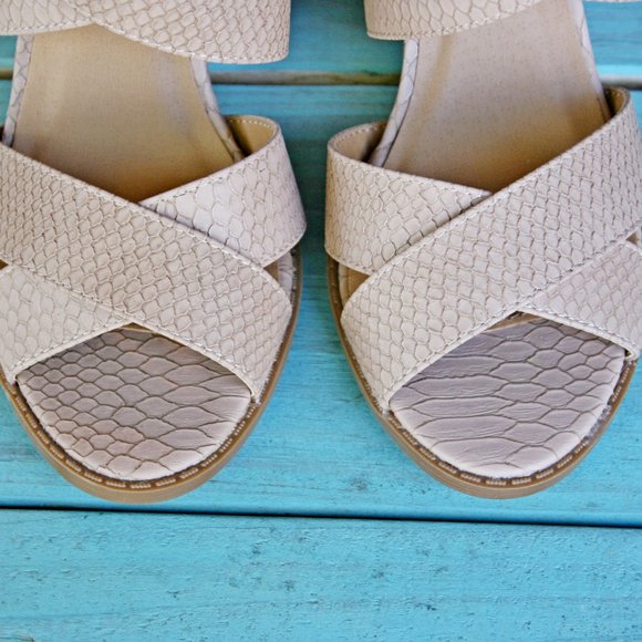 Qupid Heeled Sandals Tan Brown Strappy Snake Print - Picture 7 of 8